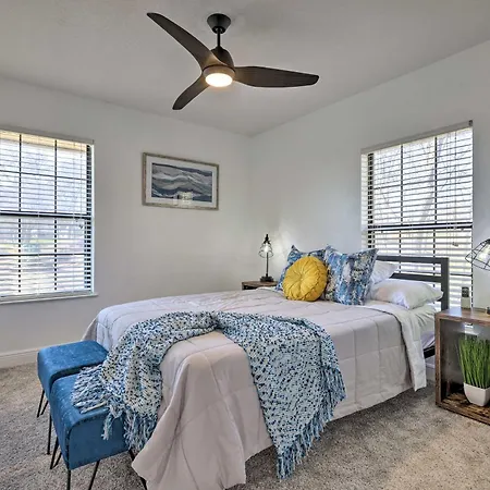 Riverfront Seguin Home 3 Mi To Downtown!